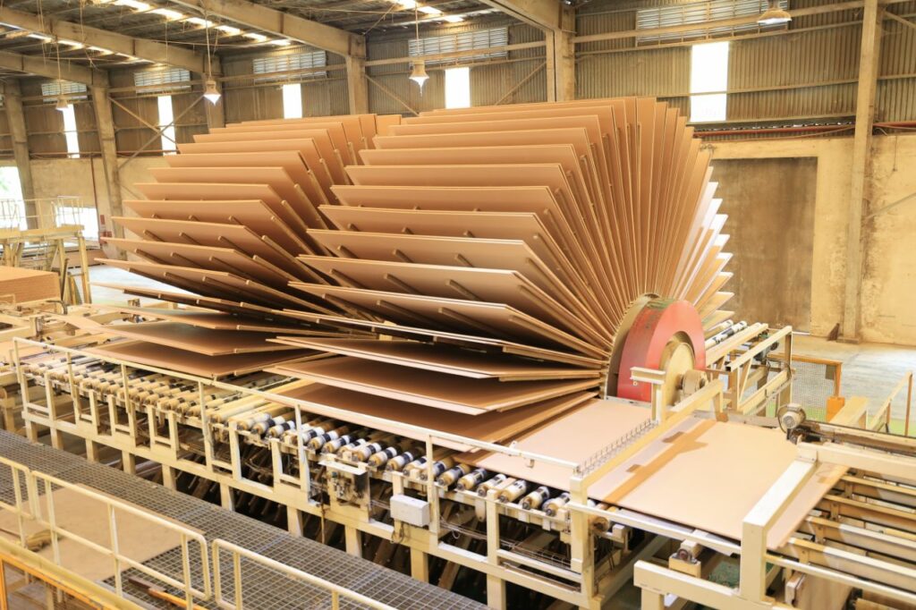 Định hướng mới cho ngành công nghiệp nội thất Việt Nam 1 4 mdf
