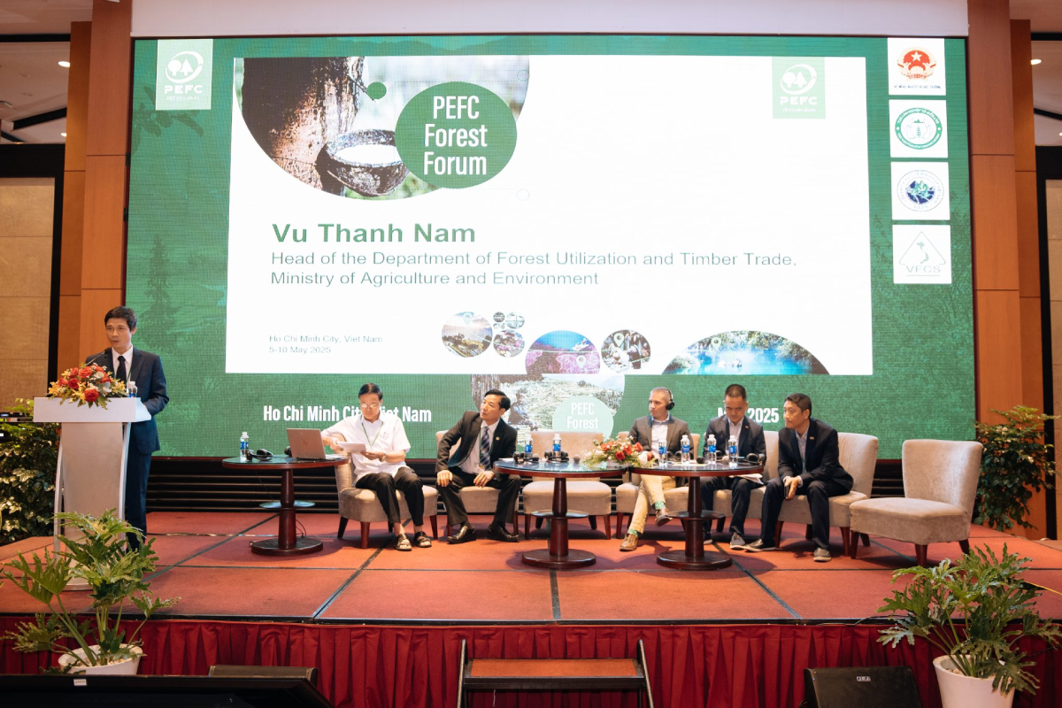 dien dan lam nghiep pefc 2025 tang suc bat cho xuat khau go viet thong qua chung chi rung ben vung 1