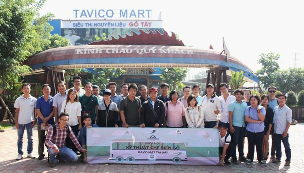 Chiến lược kết hợp ba bên để đào tạo nhân sự cho ngành gỗ 1 hinh 4 PEvTD