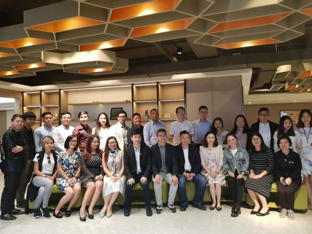 Hội nghị thượng đỉnh doanh nhân trẻ Châu Á tại Đông Quản 1 viber image