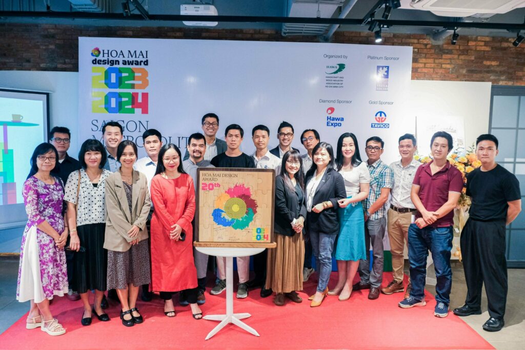 Giải thưởng thiết kế Nội Thất Gỗ lần thứ 20 - Hoa Mai Design Award 2023 - 2024 chính thức khởi động 12 z4733983352707 c8c7698d9623157e0e0751e8005d66f1