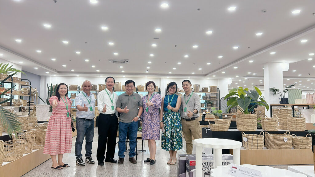Kết nối và Hợp tác: Dự án phát triển cây năn tượng - Mở ra triển vọng mới cho hàng Thủ công Mỹ nghệ và Sinh kế ở miền Tây 3 z5292683143534 14afa6069d5c5911b23caa42cb1dda8a