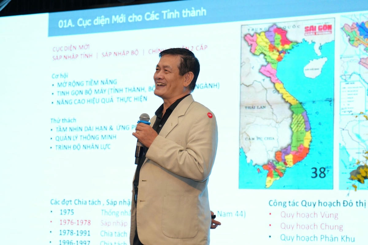 Tìm kiếm cơ hội từ công cuộc cải cách hành chính quốc gia 4 Tọa đàm "Cải cách hành chính - Kiến tạo không gian phát triển" diễn ra sáng ngày 9/7 tại trường Đại học Hoa Sen TP. HCM.