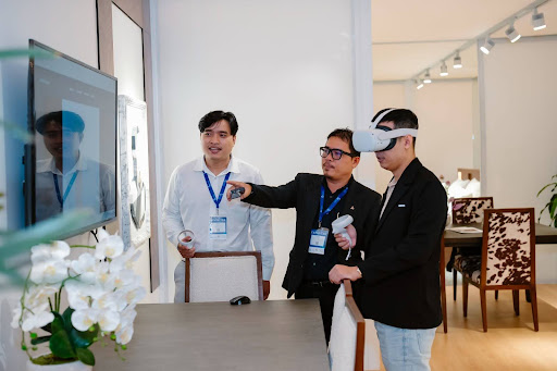 Gần 4 thập kỷ “Đi trước một bước” Của AA Corporation