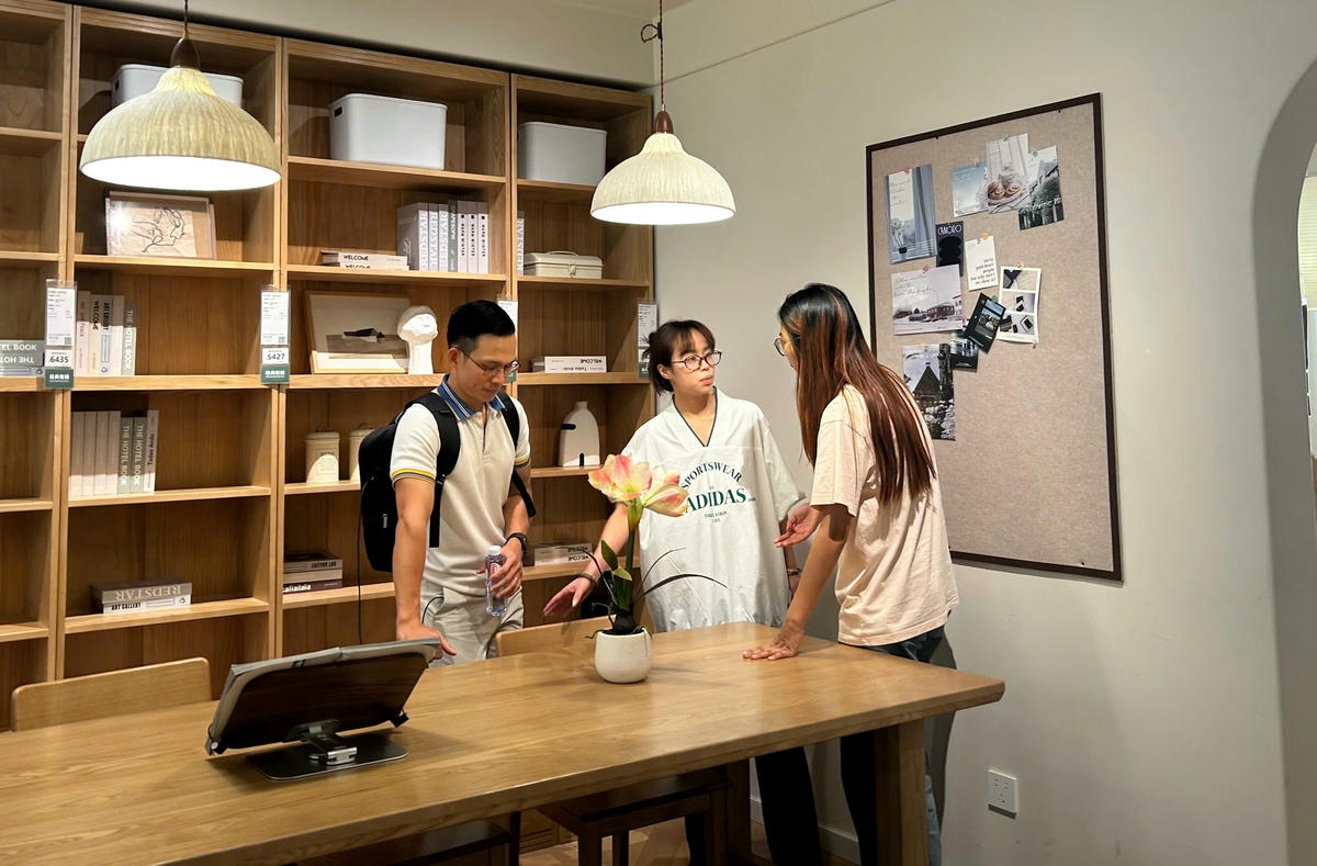 Tăng cường kết nối quốc tế: Đoàn HAWA gặp gỡ và làm việc với Yeswood Co,ltd và Wayfair tại Thượng Hải