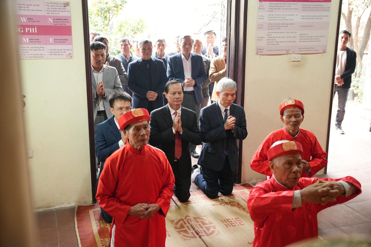 Về Liên Hà thắp nén tâm hương – Khởi đầu hành trình tri ân Tổ nghề ngành Mộc 