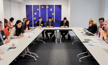 Đoàn Công tác của Bộ NN-PTNT do Bộ trưởng Lê Minh Hoan dẫn đầu đã thăm và làm việc với các cơ quan của Ủy ban châu Âu (EC) tại Brussels, Bỉ ngày