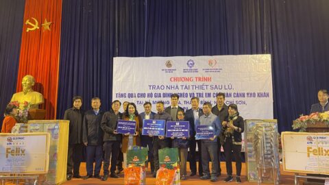Quỹ Đồng Lòng HAWA gắn biển trao tặng nhà tái thiết sau Cơn bão số 3 tại Sapa Lào Cai